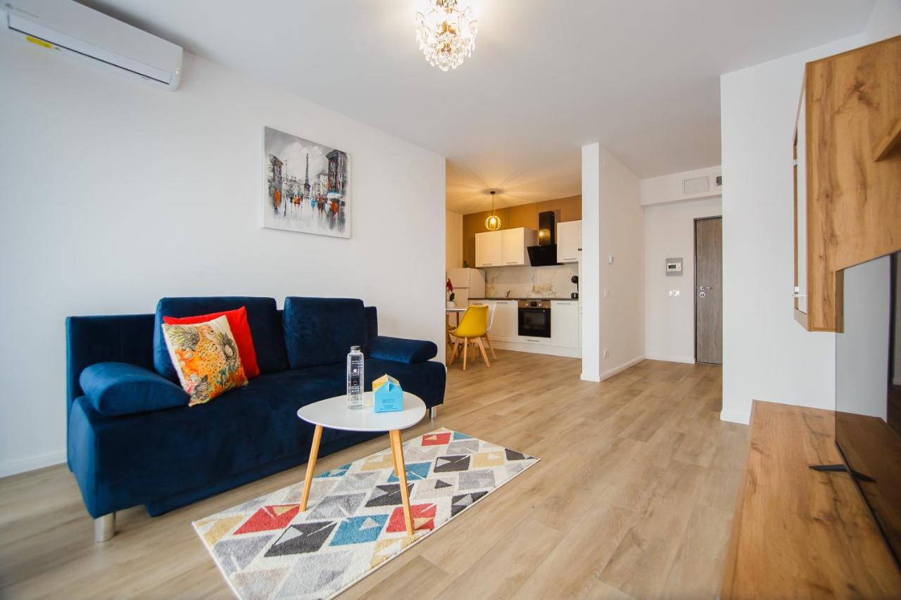 Trio Orange Apartment Oradea Luaran gambar