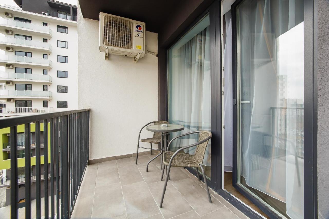 Trio Orange Apartment Oradea Luaran gambar