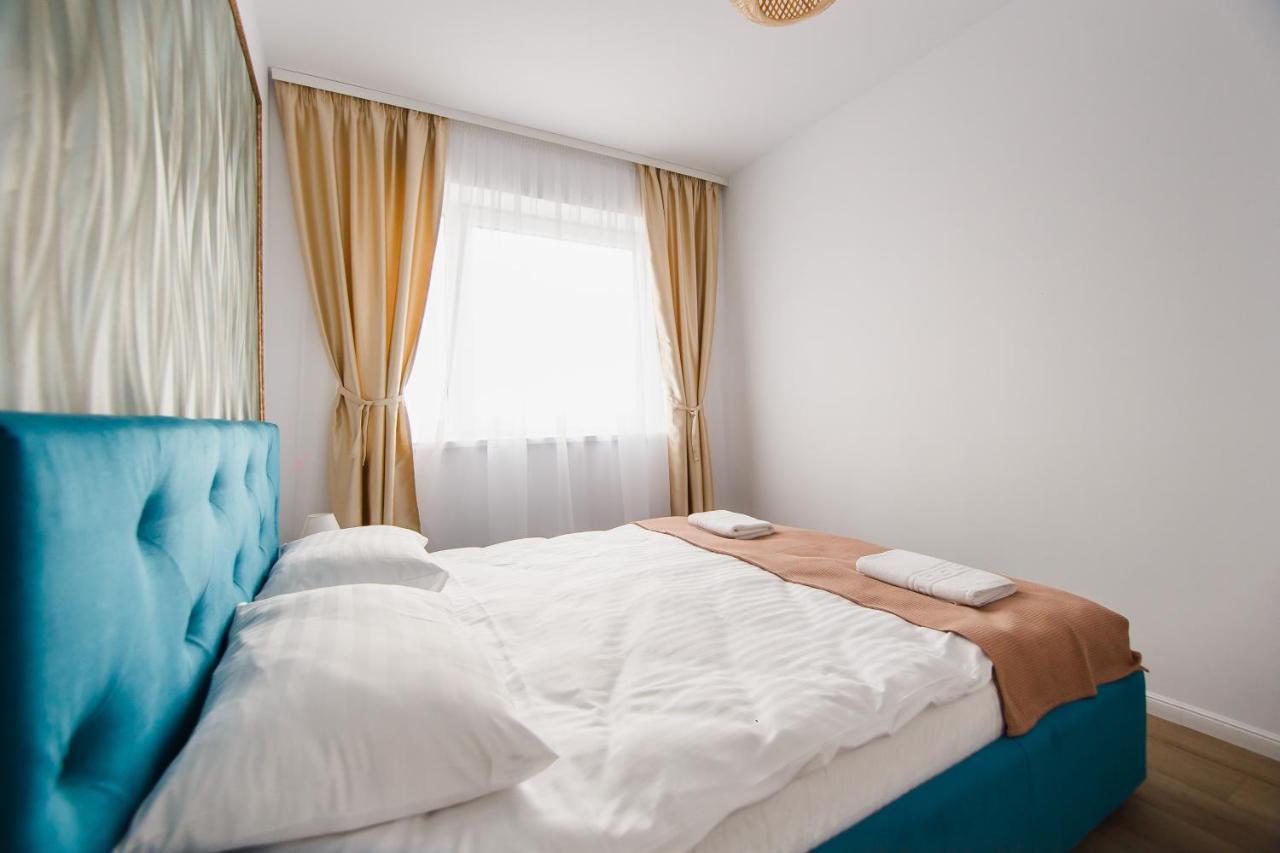 Trio Orange Apartment Oradea Luaran gambar