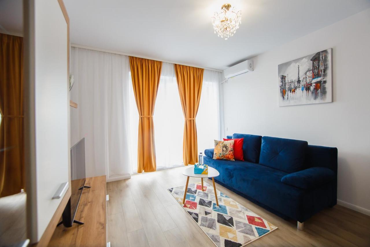 Trio Orange Apartment Oradea Luaran gambar