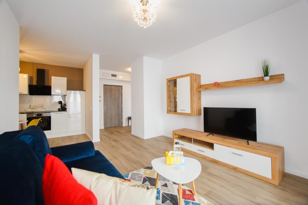 Trio Orange Apartment Oradea Luaran gambar